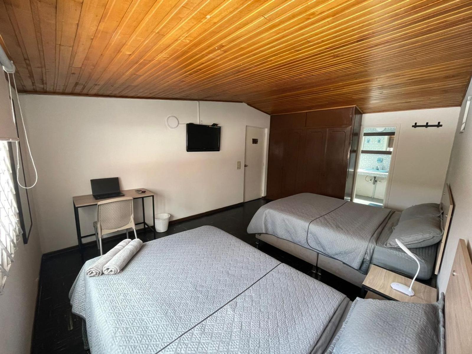 Hostel Av Suba 116 โบโกตา ภายนอก รูปภาพ