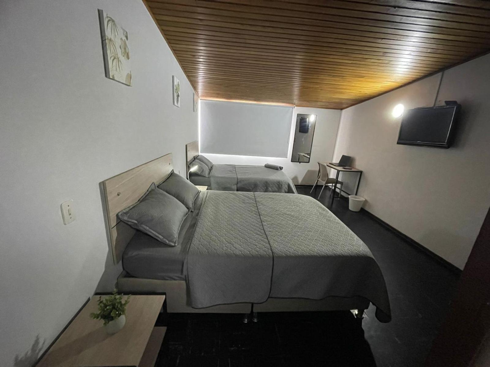 Hostel Av Suba 116 โบโกตา ภายนอก รูปภาพ