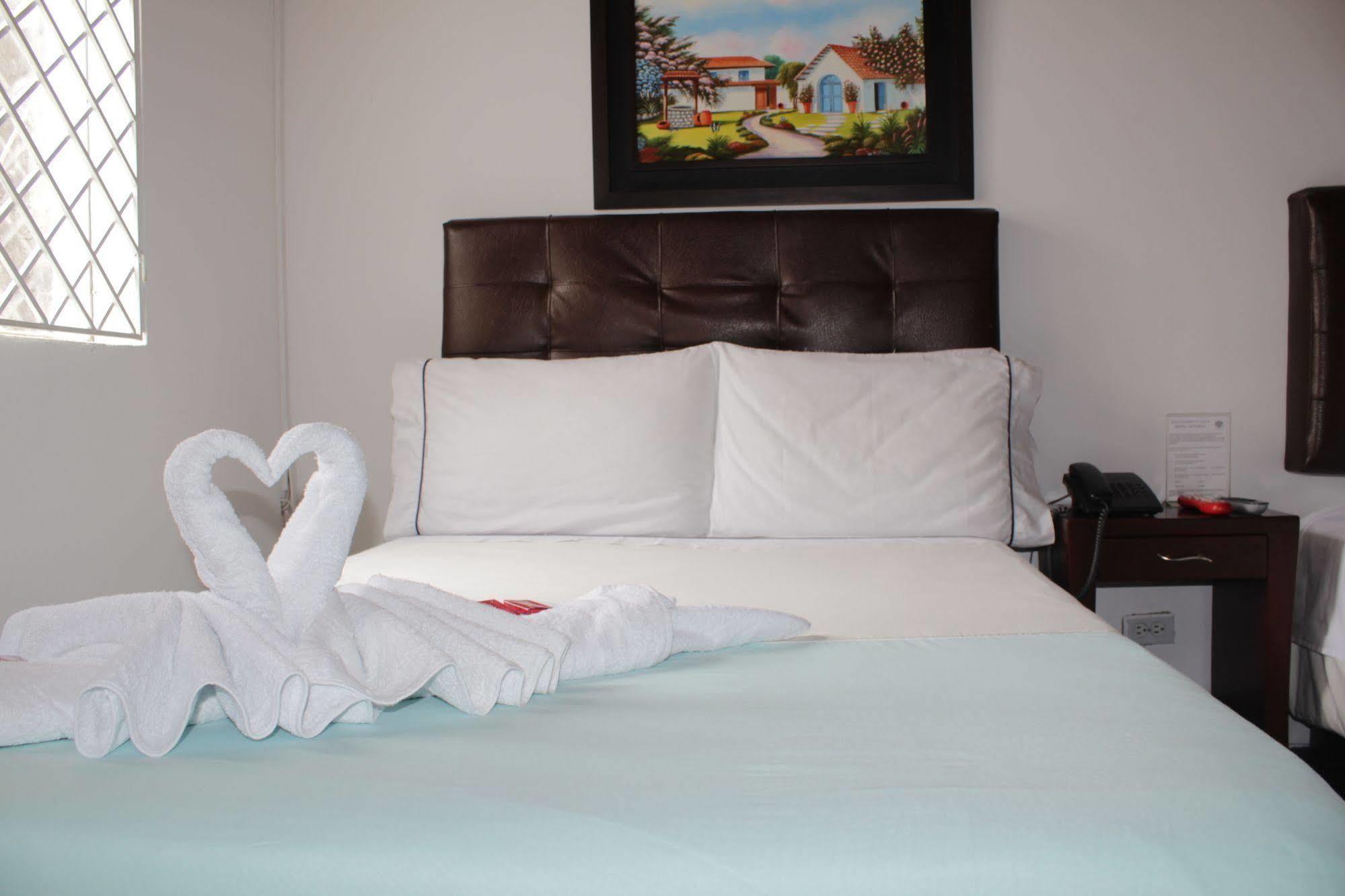 Hostel Av Suba 116 โบโกตา ภายนอก รูปภาพ